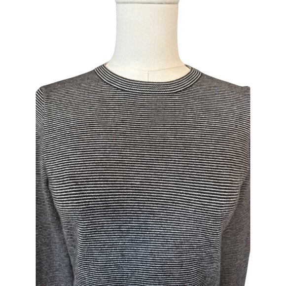 2/$30 ZARA Knit Black & White Medium Striped Sweater Crew Neckline - Picture 3 of 14
